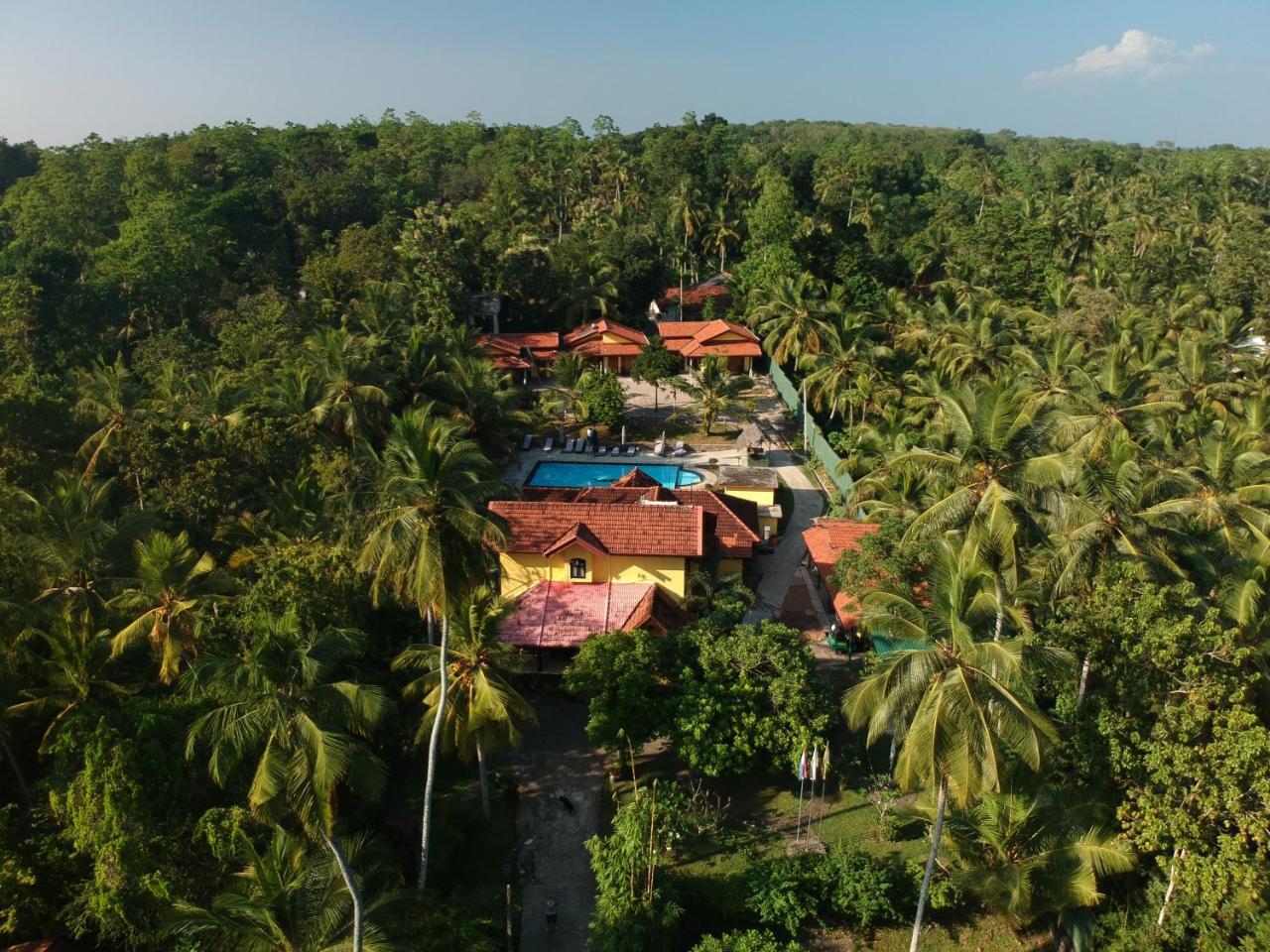 Resort Like No Other Uggalboda Экстерьер фото